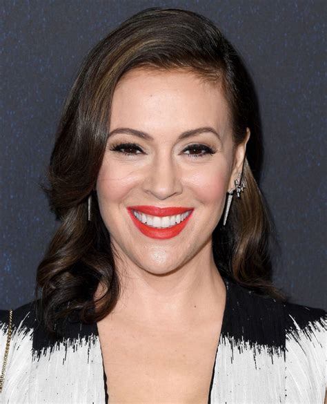 wiki alyssa milano